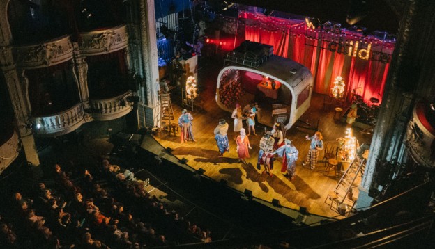 Festive pantomime cast 