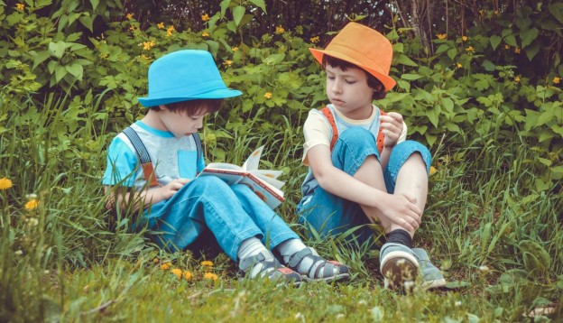 Children Travelling