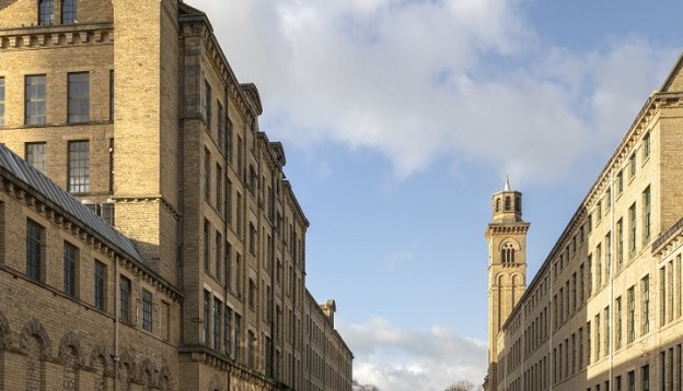 Saltaire Canalside