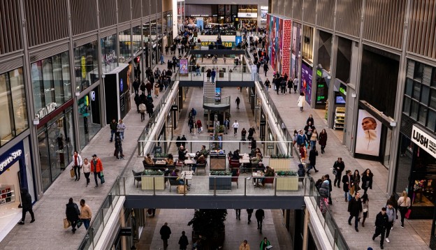 Busy shopping centre in London